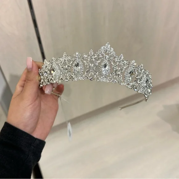 Brand New David Bridal Tiara. Light Colored Tiara with Pearls and Crystals | David main image 4